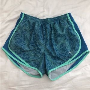 Women’s Nike Tempo Shorts